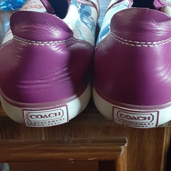 COACH SLIP ON SNEAKERS MINT CONDITION - Picture 5 of 6